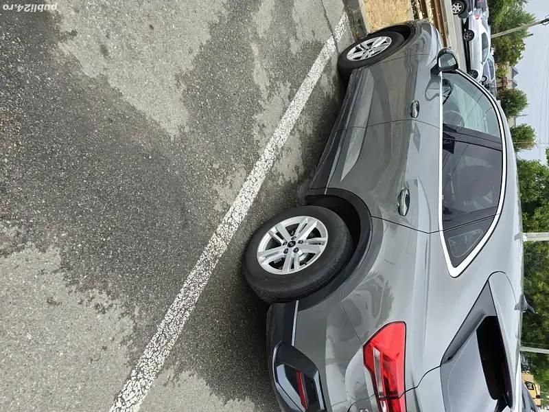 Utilizat 2021 Audi Q3 SUV | 29.500 EUR (Puțin scump) - Imagine 1/4