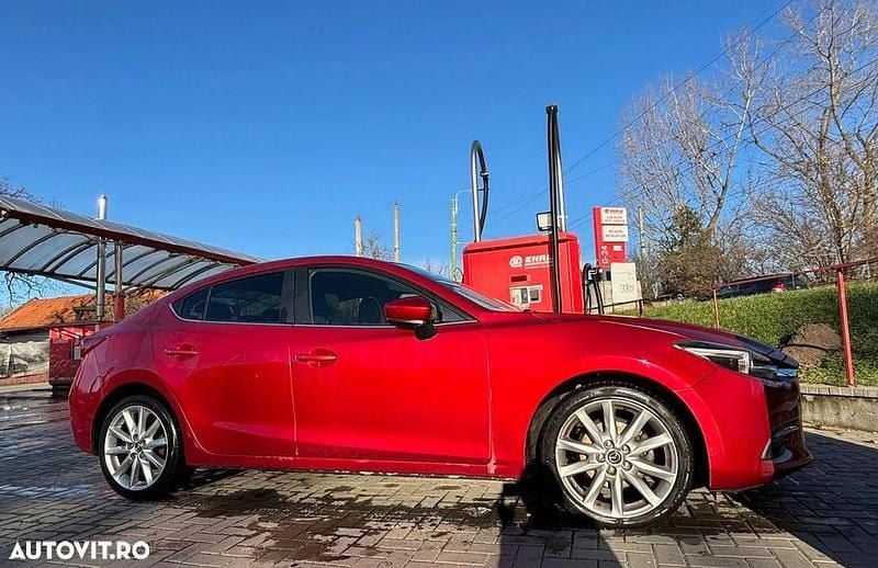 Culoarerosu Utilizat 2017 Mazda 3 Berlinǎ | 9.500 EUR (Super Preț) - Imagine 1/4