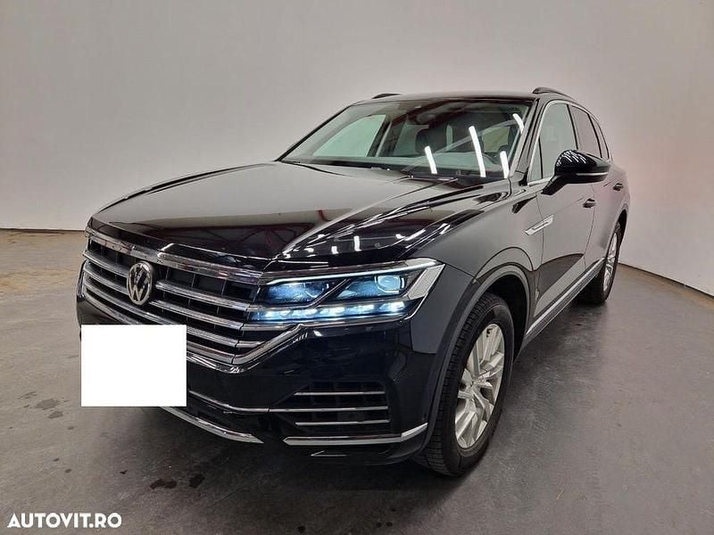 Culoarenegru Second-hand 2020 VW Touareg Elegance SUV | 37.990 EUR (Super Preț) - Imagine 1/4