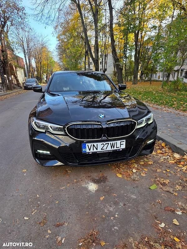 Culoarenegru Second-hand 2020 BMW 330e Comfort Edition Berlinǎ | 33.900 EUR (Preț OK) - Imagine 1/4