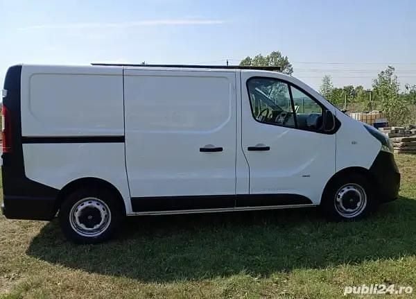 Second-hand Opel Vivaro 120 CP (88 kW) 2016 Alb Monovolum