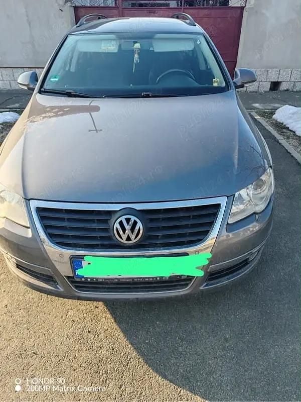 Second-hand VW Passat Individual 140 CP (102 kW) 2008 Break