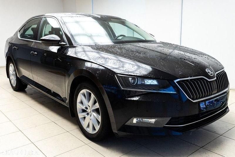 Second-hand Skoda Superb Ambition 150 CP (110 kW) 2019 Culoarenegru Berlinǎ