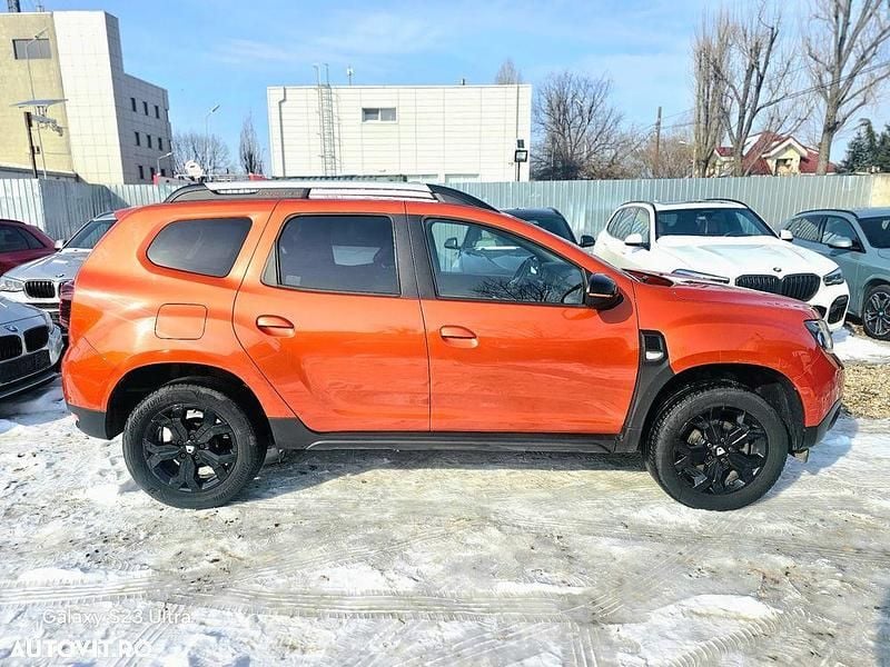 Second-hand Dacia Duster Prestige 100 CP (73 kW) 2022 Culoareportocaliu SUV