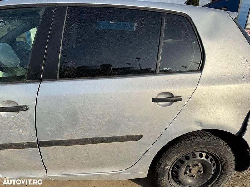 Second-hand VW Golf IV Comfortline 140 CP (102 kW) 2005 Culoaregri Break