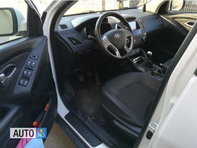 Second-hand Hyundai ix35 136 CP (100 kW) 2012 Alb SUV