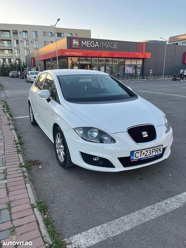 Culoarealb Utilizat 2012 Seat Leon Hatchback | 4.200 EUR (Preț OK) - Imagine 1/4