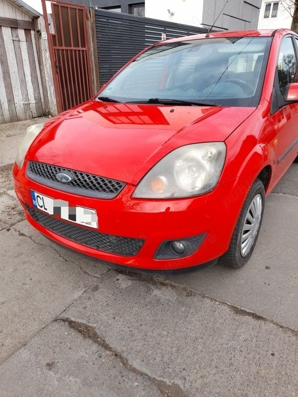 Utilizat 2007 Ford Fiesta Hatchback | 2.200 EUR - Imagine 1/4
