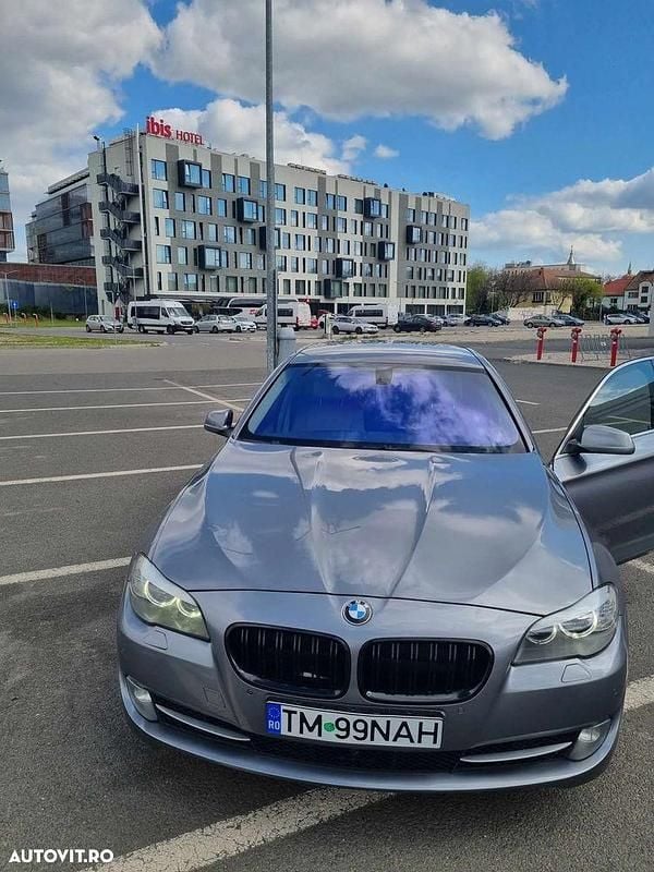 Gri Utilizat 2013 BMW 525 Berlinǎ | 9.499 EUR (Super Preț) - Imagine 1/4
