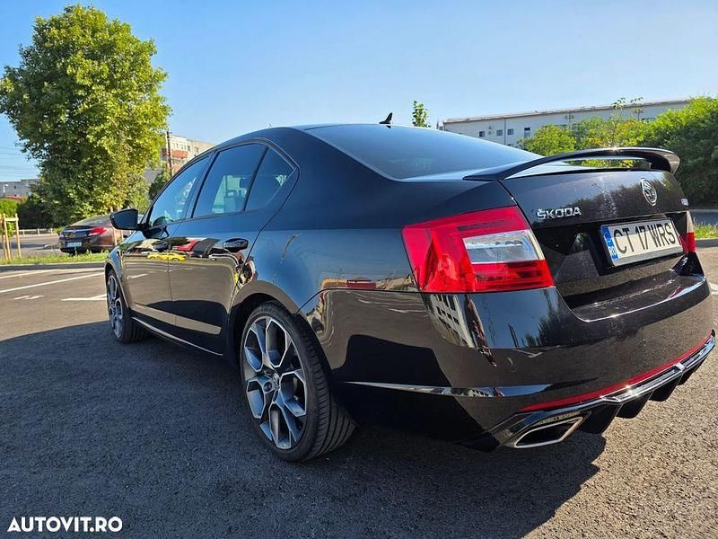 Negru Utilizat 2015 Skoda Octavia RS Berlinǎ | 12.899 EUR (Preț OK) - Imagine 1/4