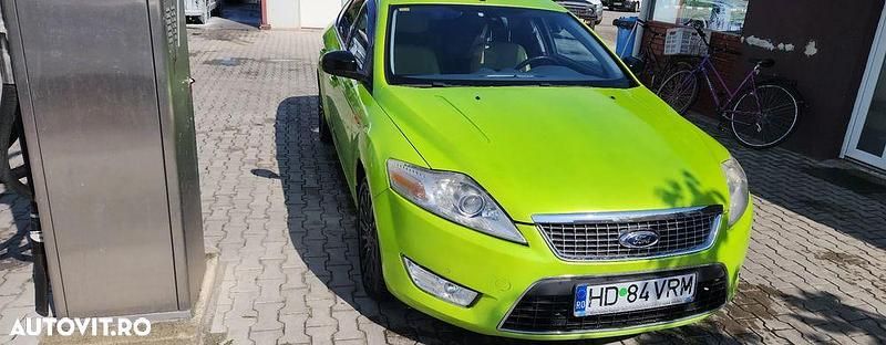 Culoareverde Utilizat 2009 Ford Mondeo Berlinǎ | 3.800 EUR - Imagine 1/4