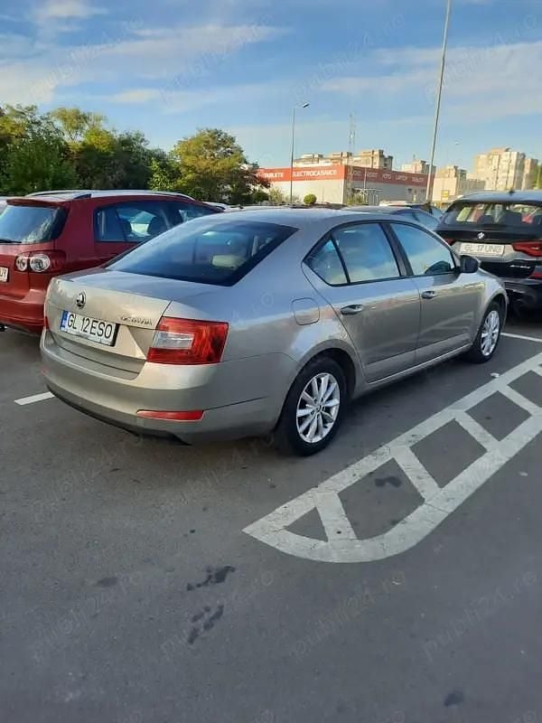 Utilizat 2014 Skoda Octavia Berlinǎ | 9.500 EUR (Preț bun) - Imagine 1/4