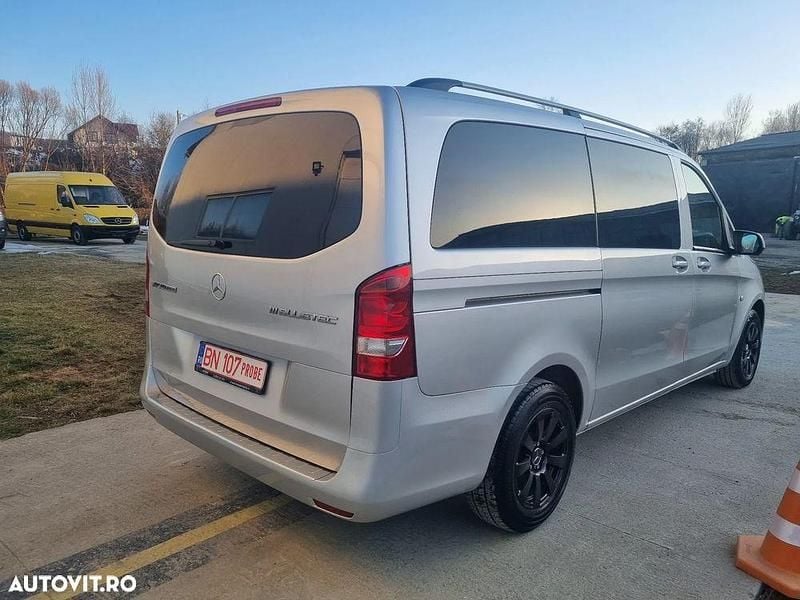 Second-hand Mercedes Vito 114 CP (83 kW) 2016 Argint Van