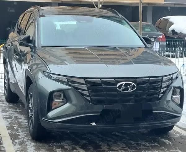 Gri Second-hand 2023 Hyundai Tucson SUV | 22.500 EUR (Preț OK) - Imagine 1/4