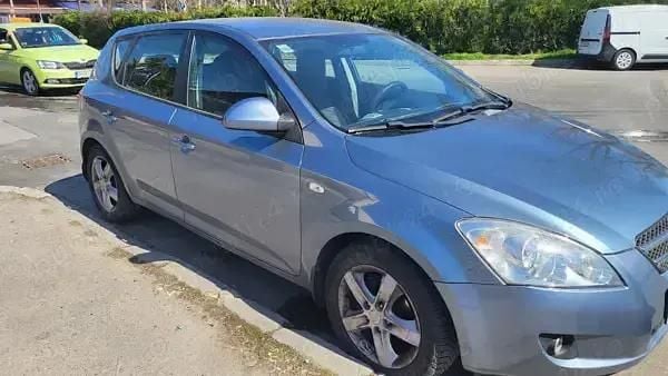 Utilizat 2008 Kia Ceed 2 Hatchback | 1.900 EUR (Preț OK) - Imagine 1/4