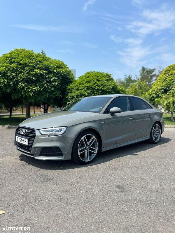 Gri Utilizat 2019 Audi A3 S-Line Berlinǎ | 17.990 EUR (Preț OK) - Imagine 1/4