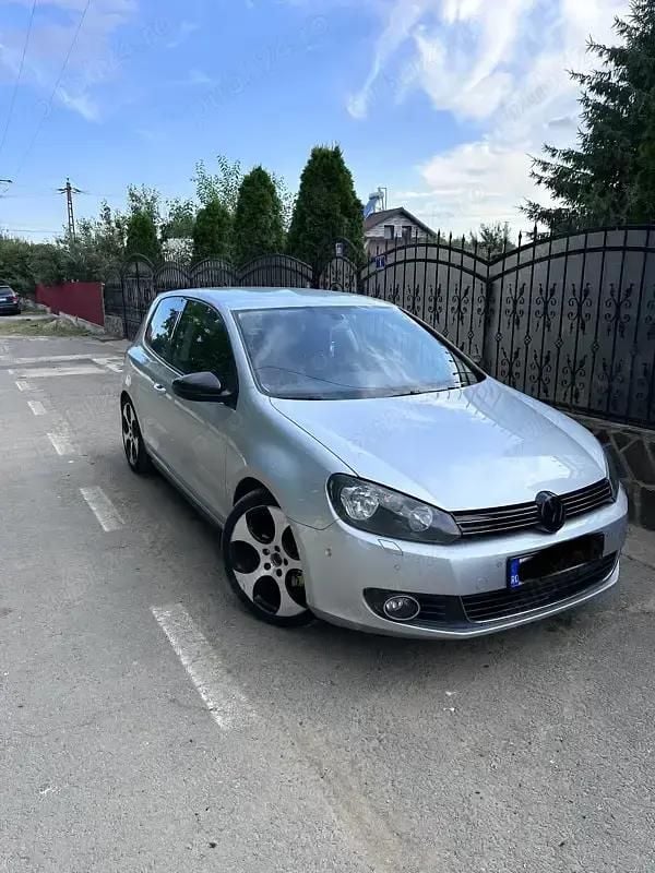 Argint Utilizat 2009 VW Golf VI Comfortline Hatchback | 5.500 EUR (Preț OK) - Imagine 1/4