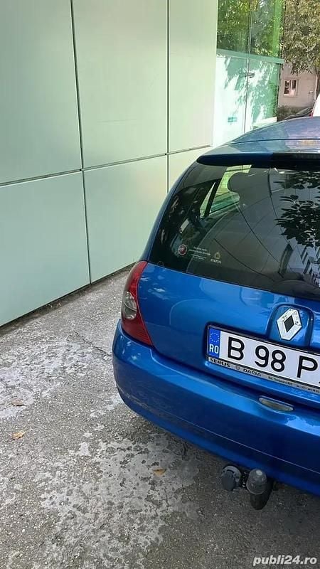 Albastru Utilizat 2005 Renault Clio II Hatchback | 1.099 EUR (Super Preț) - Imagine 1/3