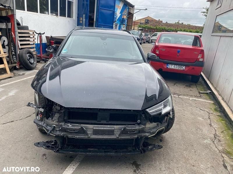 Negru Utilizat 2019 Audi A4 S-Line Break | 10.499 EUR - Imagine 1/4