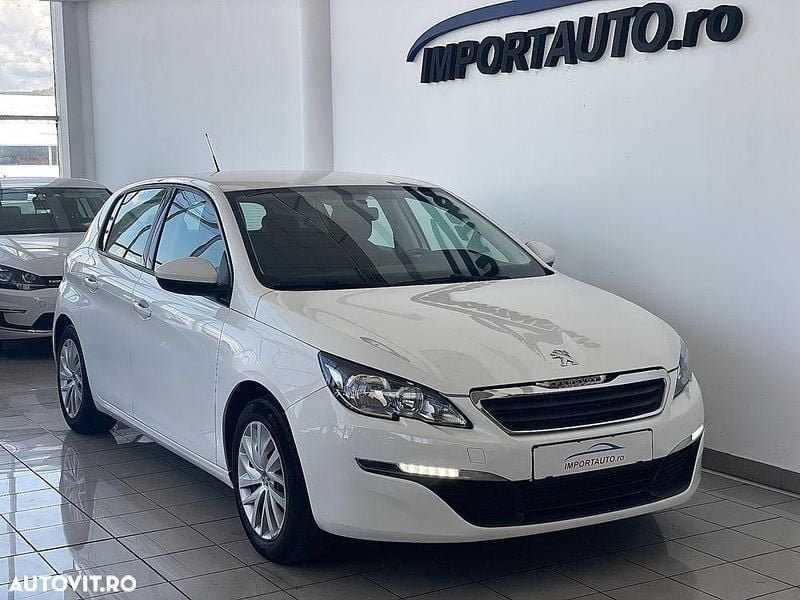 Alb Utilizat 2014 Peugeot 308 Active Hatchback | 5.750 EUR (Preț OK) - Imagine 1/4