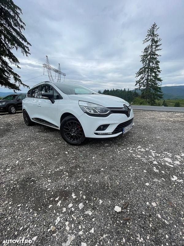 Culoarealb Utilizat 2018 Renault Clio GrandTour Zen Break | 7.550 EUR (Preț OK) - Imagine 1/4