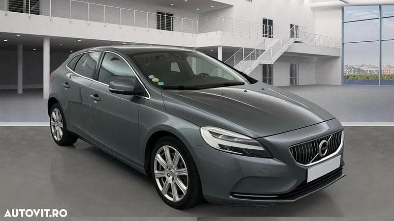 Culoaregri Utilizat 2018 Volvo V40 Break | 13.790 EUR (Scump) - Imagine 1/4