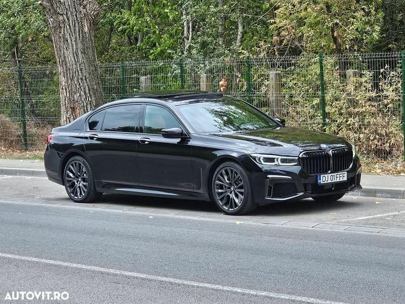 Culoarenegru Utilizat 2021 BMW 745e Shadowline Berlinǎ | 49.500 EUR (Preț OK) - Imagine 1/4