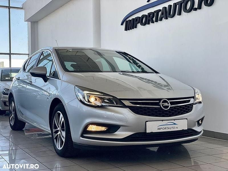 Culoareargint Second-hand 2019 Opel Astra Berlinǎ | 8.489 EUR (Preț OK) - Imagine 1/4
