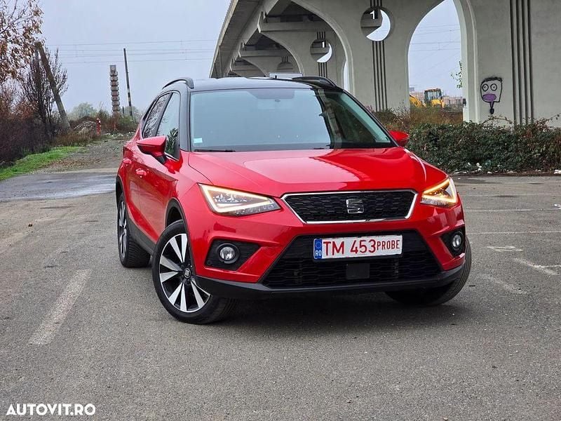 Culoarerosu Utilizat 2021 Seat Arona SUV | 13.900 EUR (Preț OK) - Imagine 1/4