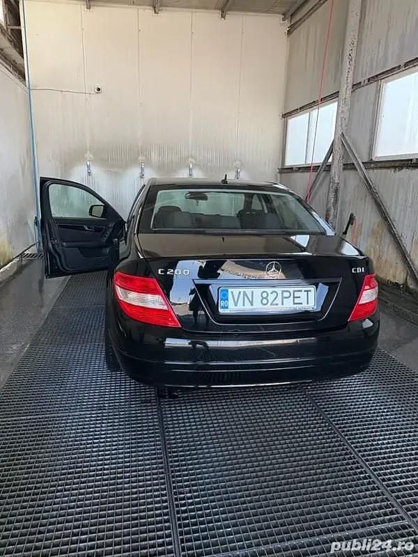 Second-hand Mercedes C200 136 CP (100 kW) 2008 Berlinǎ