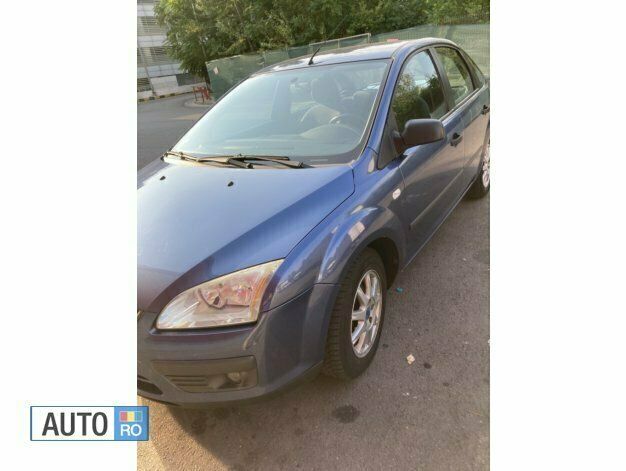 Albastru Utilizat 2005 Ford Focus Berlinǎ | 1.900 EUR (Preț OK) - Imagine 1/4