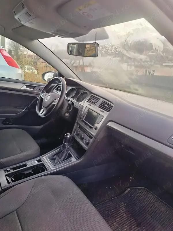 Second-hand VW Golf VII 110 CP (80 kW) 2015 Albastru Berlinǎ