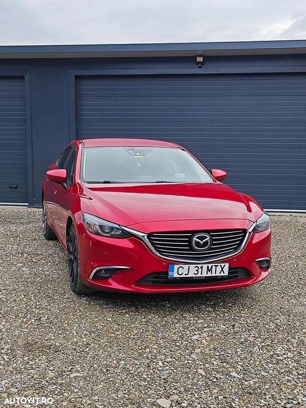 Second-hand Mazda 6 Sports-Line 175 CP (128 kW) 2016 Culoarerosu Berlinǎ