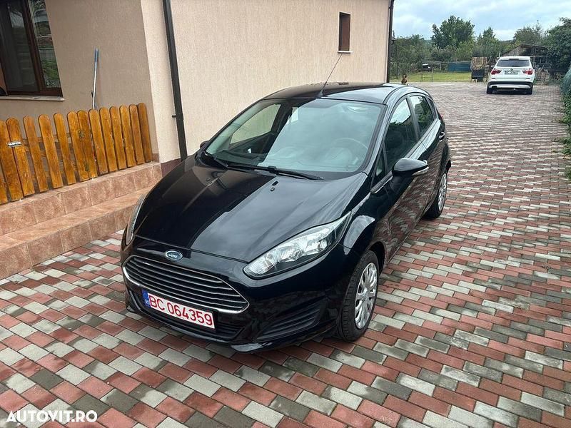 Culoarenegru Utilizat 2013 Ford Fiesta Trend | 4.100 EUR - Imagine 1/4