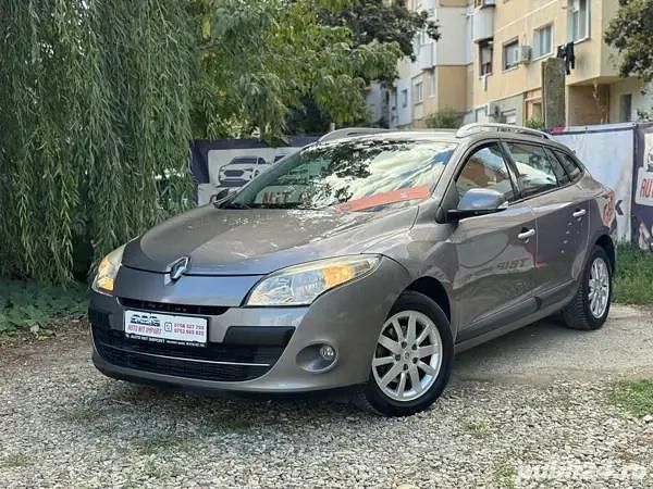 Gri Utilizat 2011 Renault Mégane GrandTour Break | 4.199 EUR (Preț OK) - Imagine 1/4