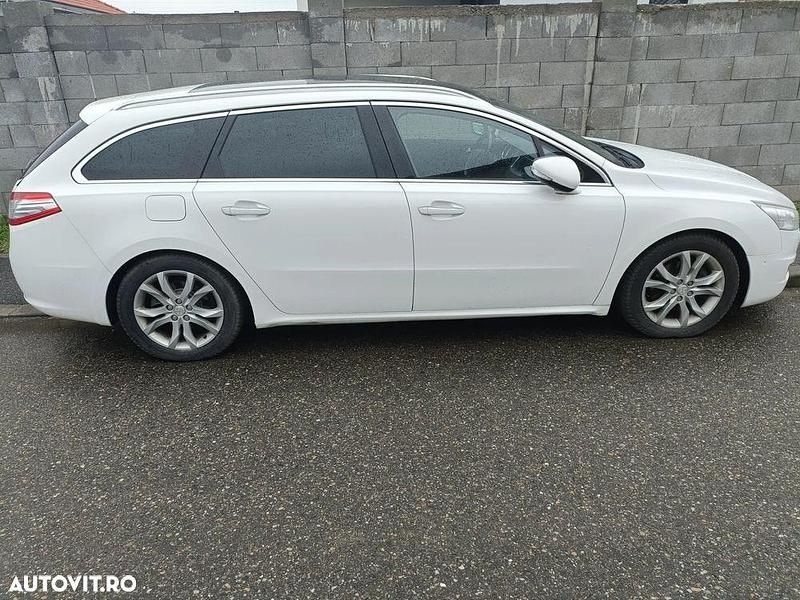 Alb Utilizat 2012 Peugeot 508 Break | 4.600 EUR (Preț bun) - Imagine 1/4