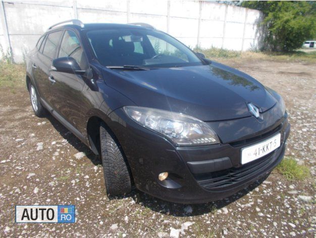 Negru Utilizat 2011 Renault Mégane GrandTour Break | 5.500 EUR (Puțin scump) - Imagine 1/4