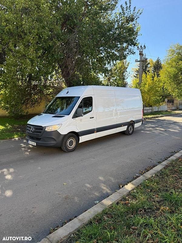 Culoarealb Utilizat 2019 Mercedes Sprinter Van | 16.700 EUR (Super Preț) - Imagine 1/4