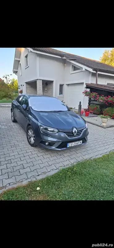 Gri Utilizat 2017 Renault Mégane IV Berlinǎ | 9.990 EUR (Preț bun) - Imagine 1/4