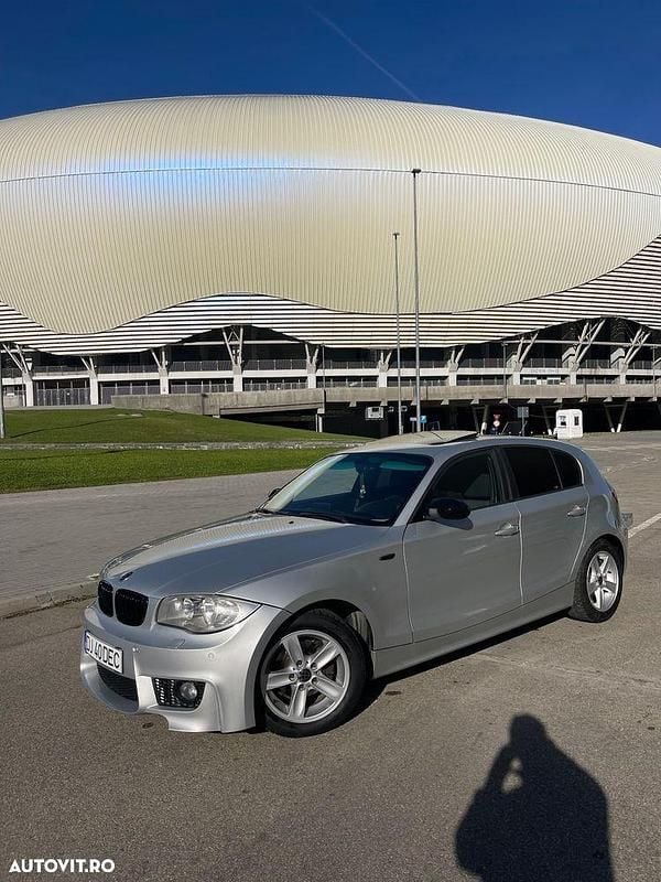 Second-hand BMW 118 122 CP (89 kW) 2006 Culoaregri Hatchback