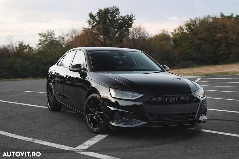 Culoarenegru Utilizat 2020 Audi A4 Berlinǎ | 25.500 EUR (Preț OK) - Imagine 1/4