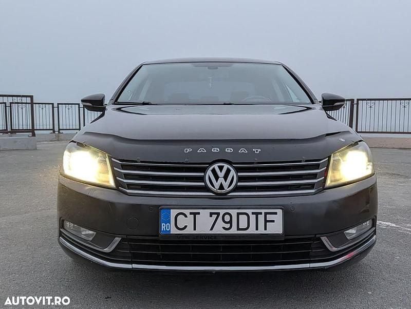 Second-hand VW Passat Highline 170 CP (125 kW) 2011 Culoarenegru Berlinǎ