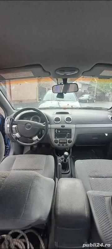 Utilizat 2004 Chevrolet Lacetti Hatchback | 1.400 EUR - Imagine 1/4