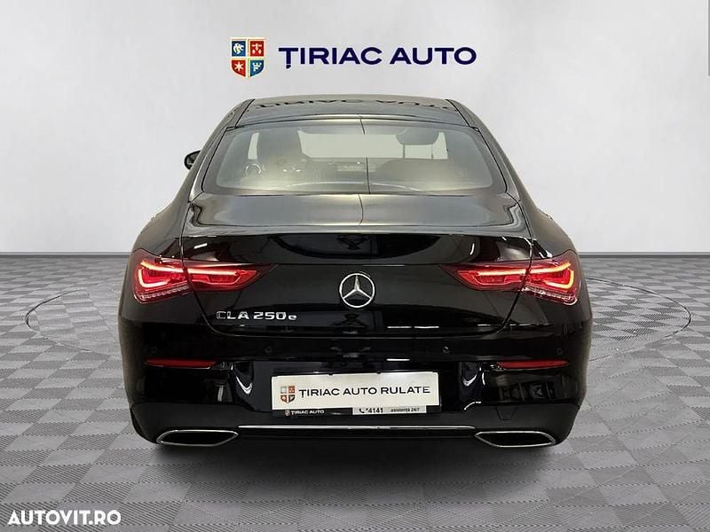 Second-hand Mercedes CLA250e 218 CP (160 kW) 2022 Culoarenegru Berlinǎ