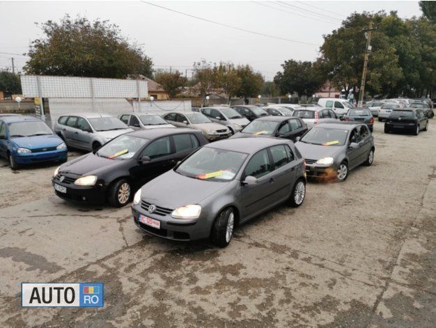 Gri Utilizat 2006 VW Golf V Berlinǎ | 2.999 EUR (Preț OK) - Imagine 1/4