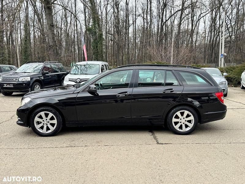 Second-hand Mercedes C200 136 CP (100 kW) 2012 Culoarenegru Break
