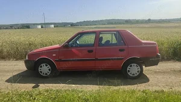 Utilizat 2004 Dacia Solenza Hatchback | 1.100 EUR - Imagine 1/4