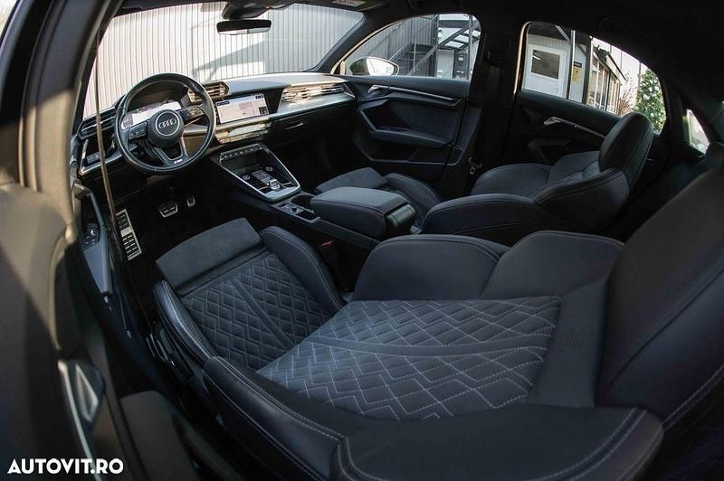 Second-hand Audi A3 S-Line 149 CP (109 kW) 2022 Culoarenegru Berlinǎ