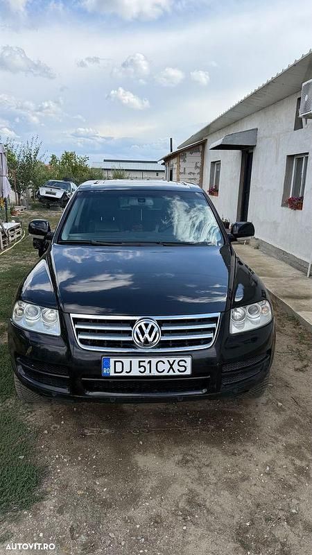 Culoarenegru Utilizat 2003 VW Touareg R SUV | 4.500 EUR (Puțin scump) - Imagine 1/4