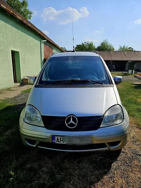 Utilizat 2004 Mercedes Vaneo Monovolum | 1.850 EUR - Imagine 1/4